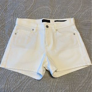 EUC Banana Republic Mid-Rise Short